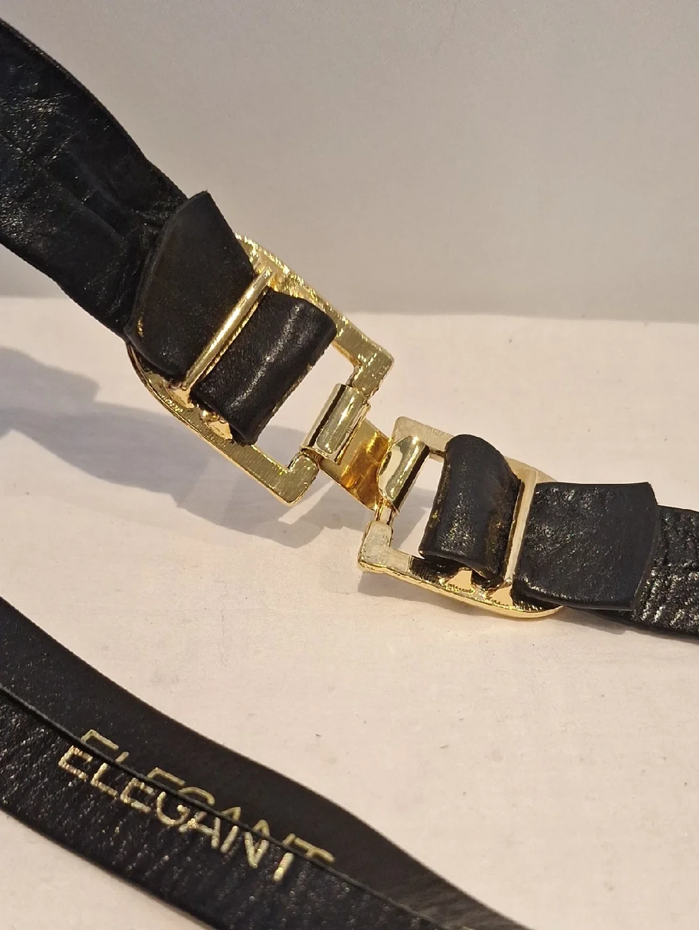 Vintage Elegant Black Leather Women's Belt with Gold Interlock Buckle